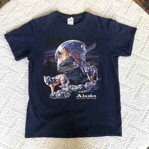 Y2K Alaska Wolf Moon Totem Graphic Tee Delta Pro Weight Navy M Animal‎ Nature